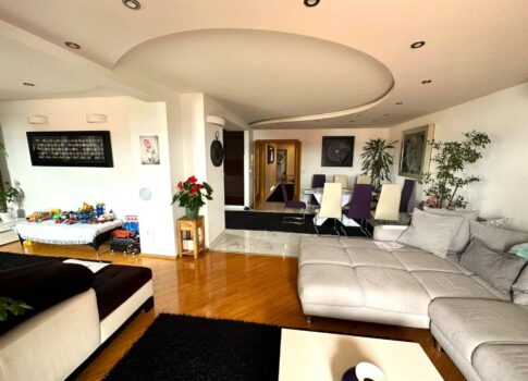 CRIKVENICA - Gyönyörű, felújított apartman 300 méterre a tengertől!