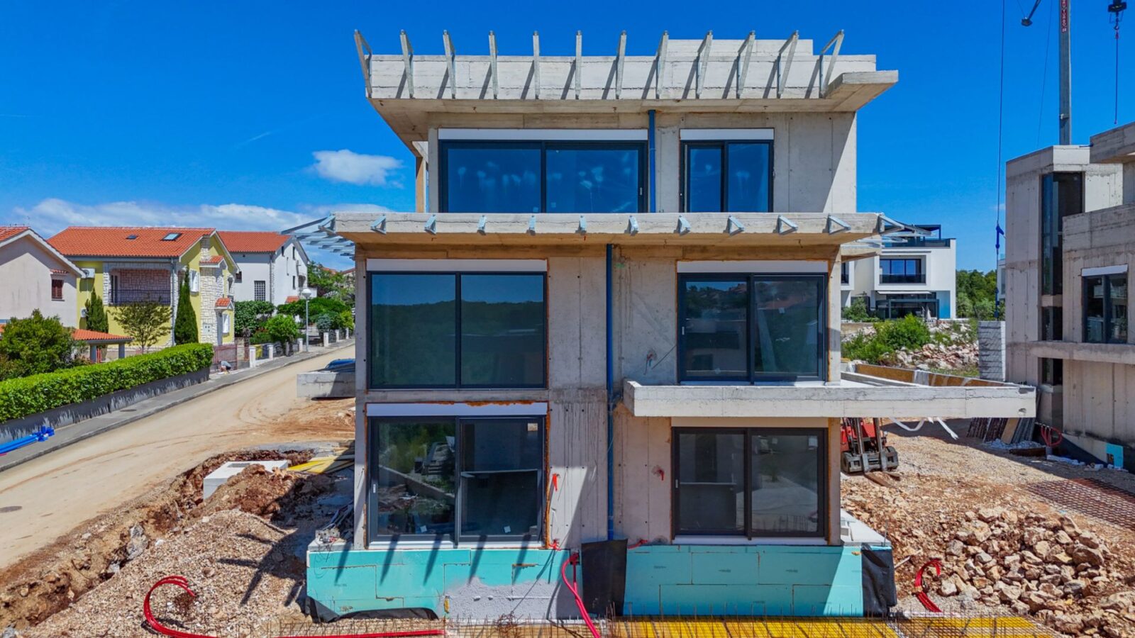 KRK SZIGET, NJIVICE - Exkluzív új építésű, kétszintes apartman medencével!