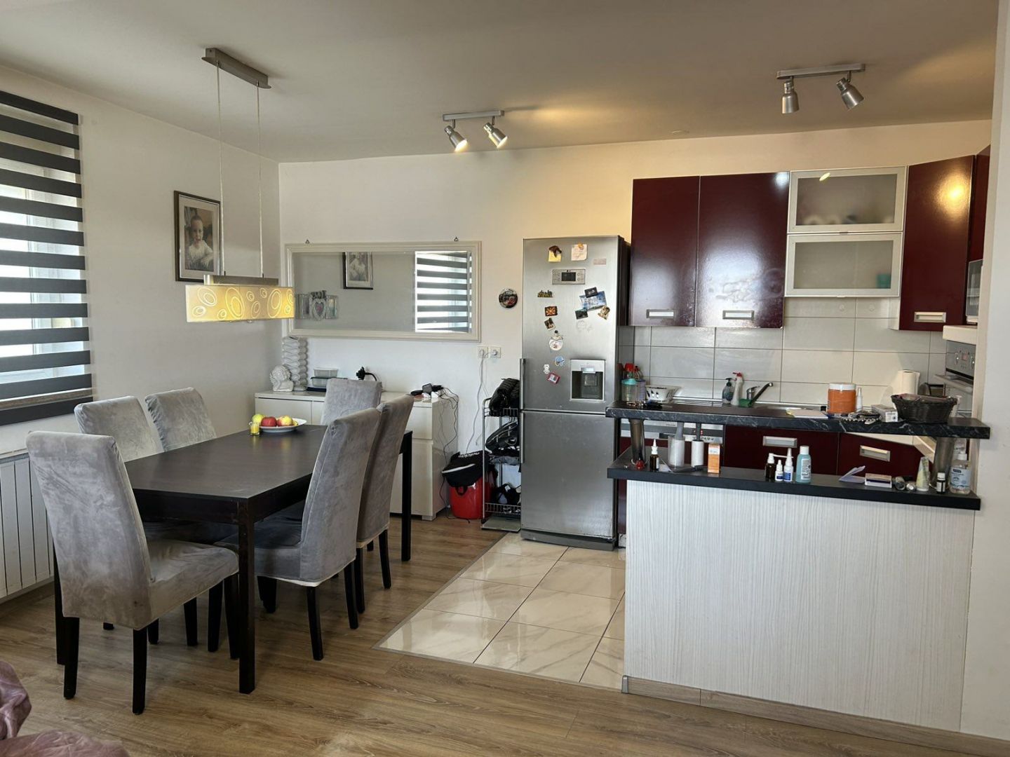 ISZTRIA, PÚLA - Tágas apartman városra néző kilátással