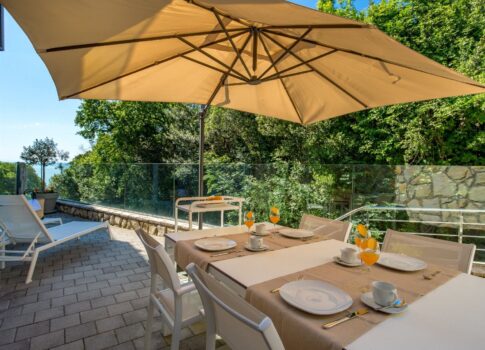 OPATIJA, LOVRAN - exkluzív apartman 50 méterre a tengertől