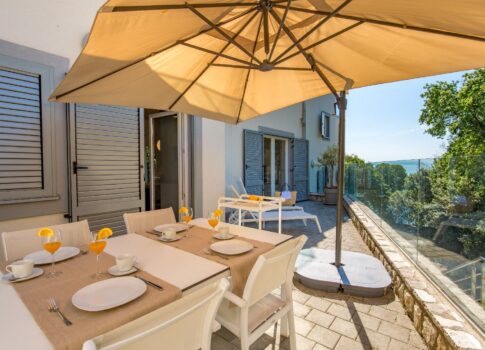 OPATIJA, LOVRAN - exkluzív apartman 50 méterre a tengertől