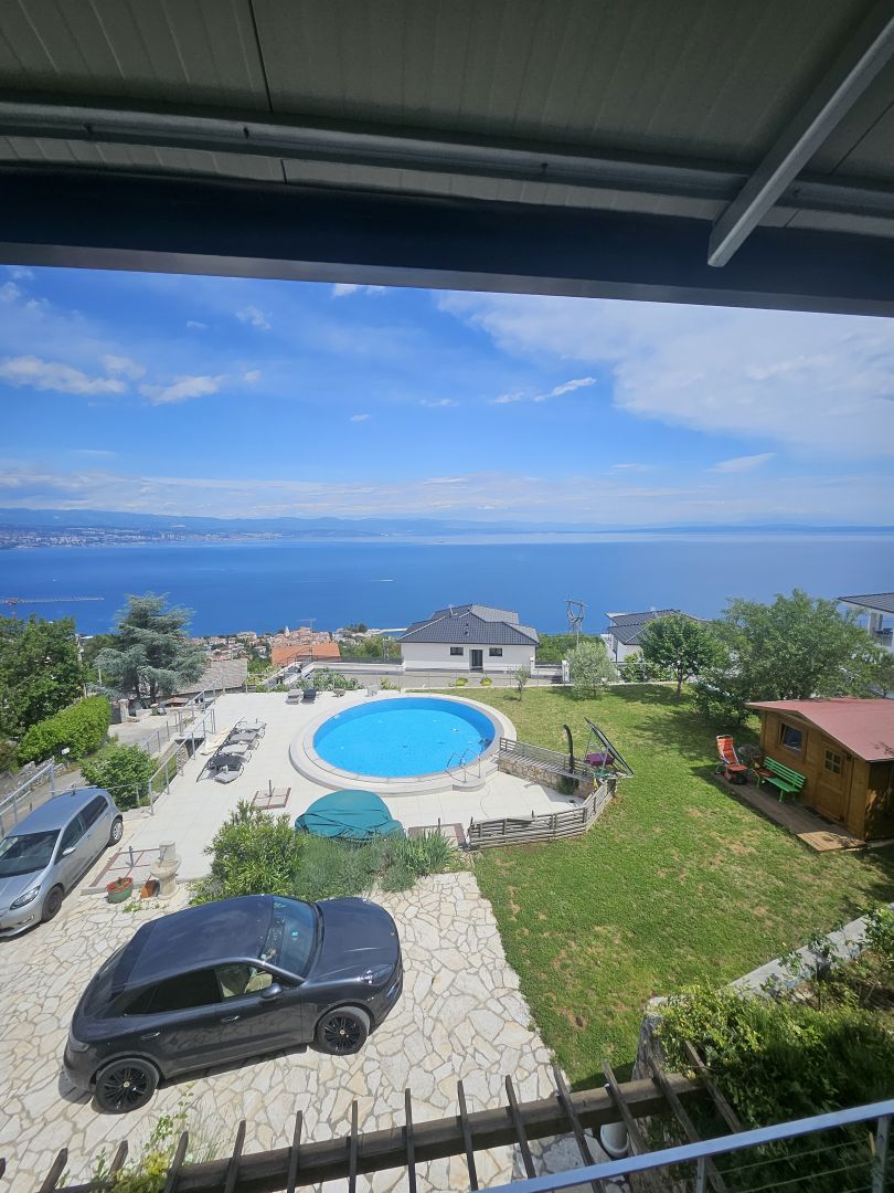 OPATIJA, LOVRAN - 387 m2-es villa panorámás kilátással a tengerre és úszómedencével + 1200 m2-es terület