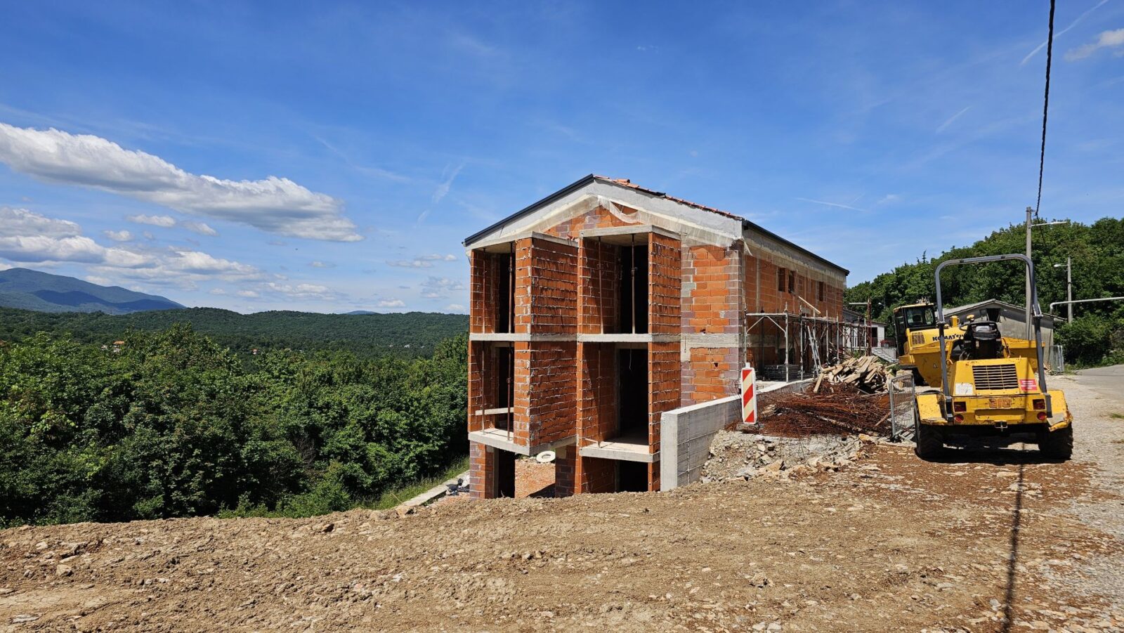 VIŠKOVO - Tágas apartman csendes helyen