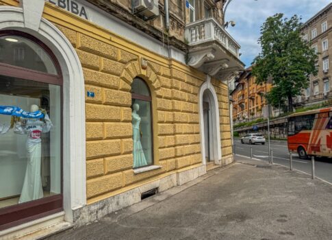 RIJEKA, KÖZPONT - 87m2-es üzlethelyiség, ideális befektetésnek a belvárosban, kiváló állapotban!
