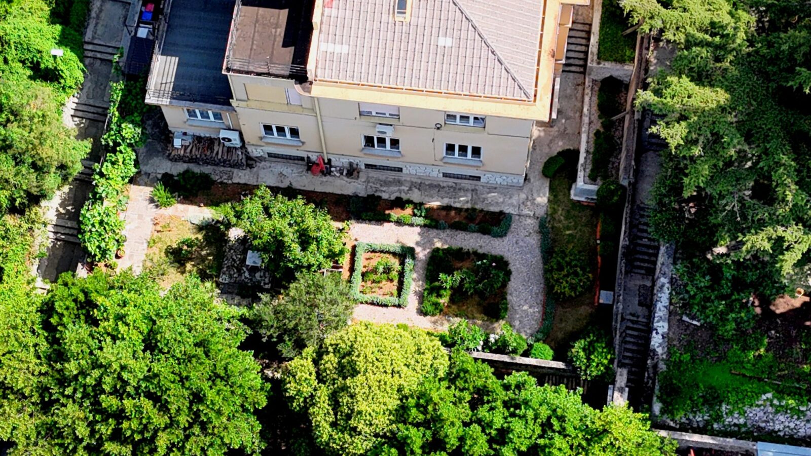 Ház Pećine, Rijeka, 410m2