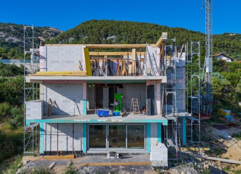 RAB SZIGETE, BANJOL - Penthouse lakás, garázs és panorámás kilátás a tengerre