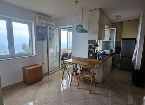 OPATIJA, LOVRAN - 1 hálószobás klasszikus apartman tengerre néző kilátással