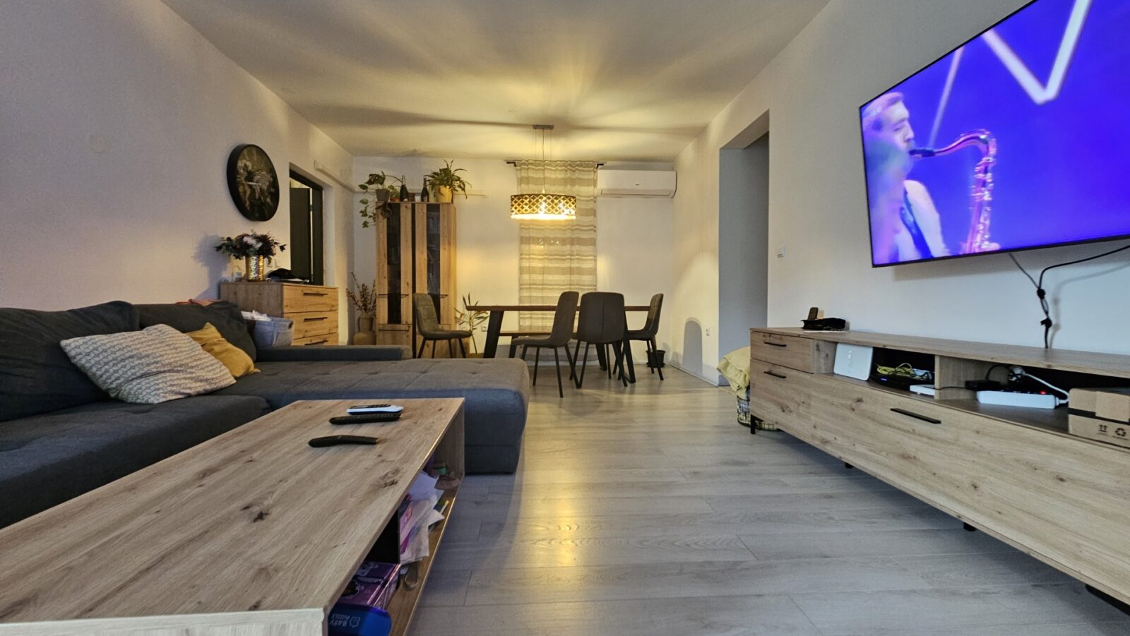 RIJEKA, KRNJEVO - bútorozott, 3 hálószobás + nappalis apartman