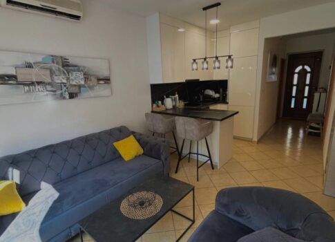 ISZTRIA, RAŠA - Újonnan felújított földszinti apartman kerttel