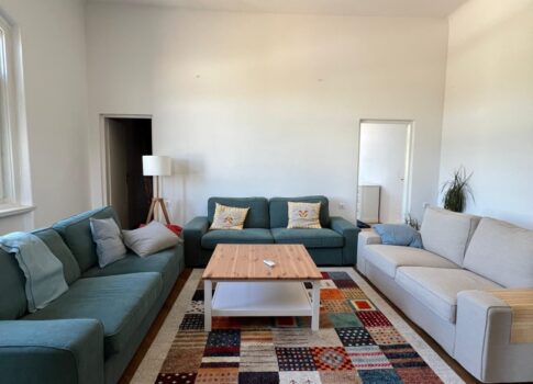ISZTRIA, PÚLA - Osztrák-magyar stílusú, világos apartman remek helyen!