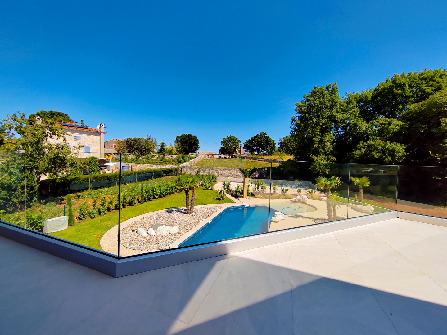 Ház Tinjan, 100m2