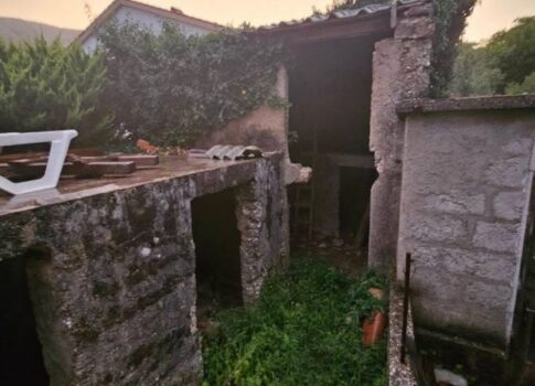 KRK SZIGET, DRAGA BAŠĆANSKA – 54 m²-es mezőgazdasági terület, kiváló lehetőség átalakításra és új projektre!
