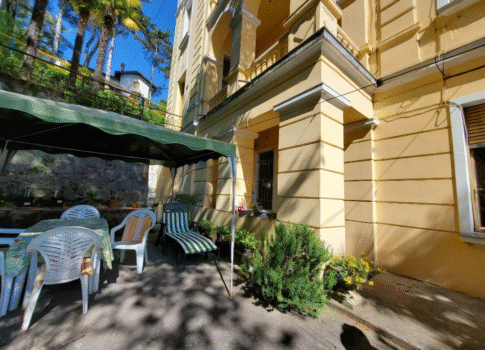 OPATIJA - Tágas, kilátással rendelkező apartman egy szecessziós villában, rengeteg lehetőséggel, 152 m2