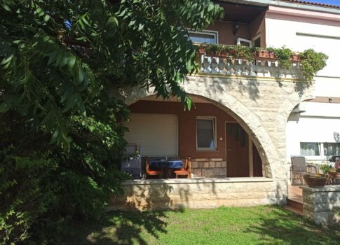 ISZTRIA, PULA - két apartman a város központjában 60m2