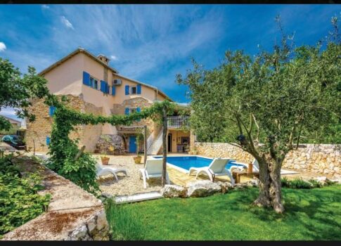 KRK SZIGET - Gyönyörűen felújított nyaraló