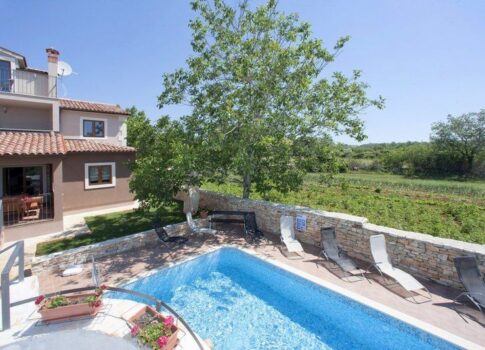 ISZTRIA, JURŠIĆI - Kővilla, kilátással a természetre