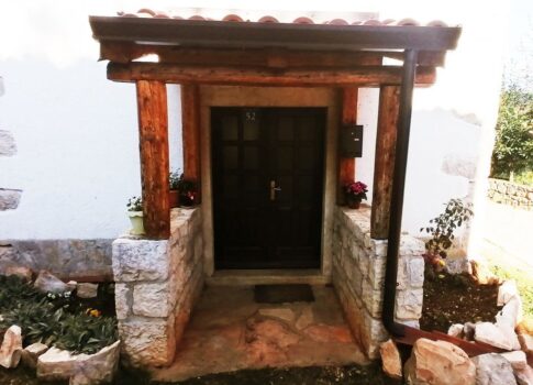 ISZTRIA, UMAG - Kőház utolsó sorban a tenger közelében