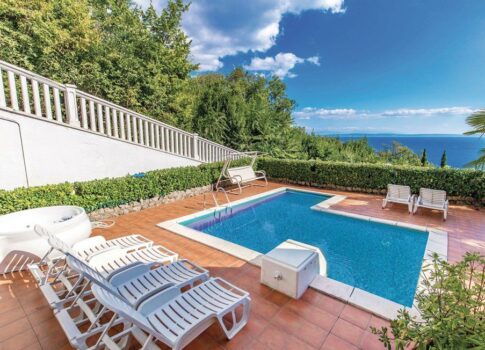 OPATIJA, KÖZPONT - Ritkaság a piacon! - luxusvilla medencével