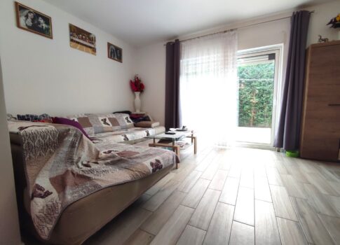 ISZTRIA, BANJOLE - Kétszintes lakás kerttel egy új épületben