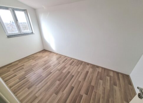 ISZTRIA, MARČANA - Ház garázzsal a faluban, befejezetlen