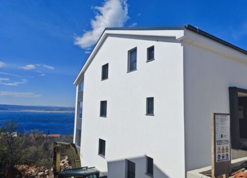 CRIKVENICA - Kétszintes apartman, 101 m2, tengerre néző kilátással!