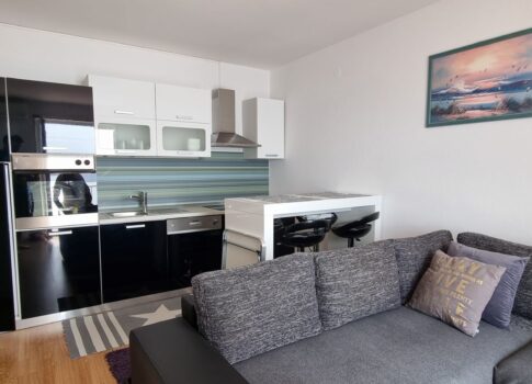 SENJ - Apartman 90 méterre a tengertől