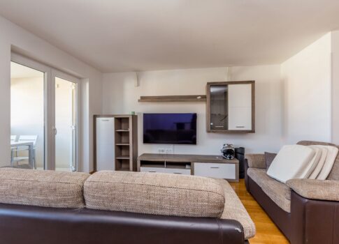KRK SZIGET, Malinska közelében - Kétszintes apartman panorámás kilátással a tengerre