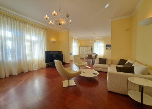 OPATIJA - 180 m2-es luxuslakás a központban, 4 parkolóhellyel