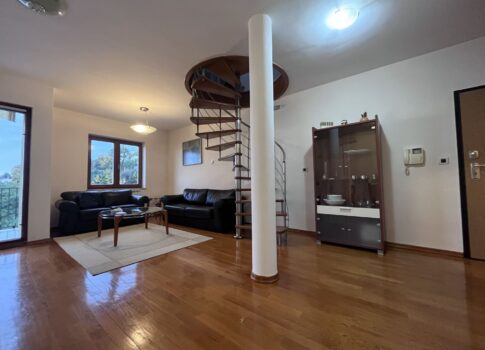 OPATIJA, IČIĆI - LEHETŐSÉG! - kétszintes apartman garázzsal, három loggiával és kilátással a tengerre