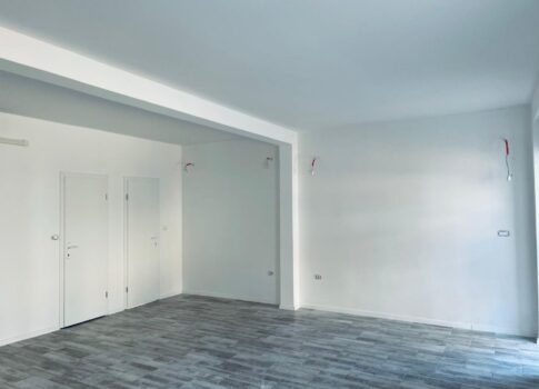 ISZTRIA, MEDULIN 40 m2-es irodahelyiség gyakori helyen