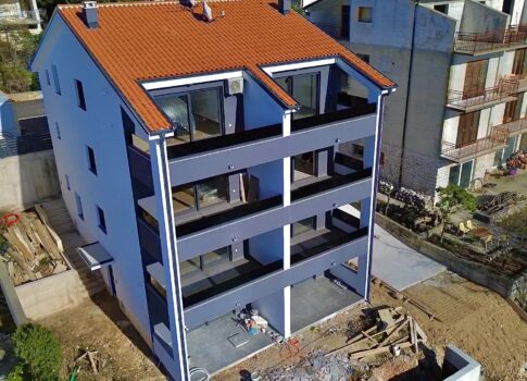 CRIKVENICA - Kétszintes apartman, 101 m2, tengerre néző kilátással!