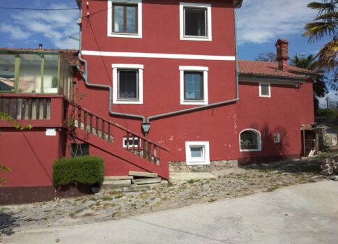 OPATIJA, MATULJI, JURDANI - ház garázzsal és 863 m2-es kerttel!!! LEHETŐSÉG!!!