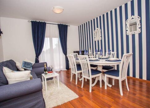 CRIKVENICA - luxus ház öt apartmannal