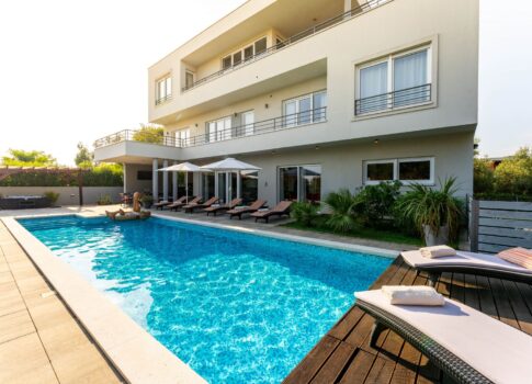 ISZTRIA, MEDULIN - OKOS befektetés egy megalapozott vállalkozásba!