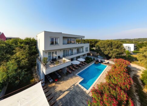 ISZTRIA, MEDULIN - OKOS befektetés egy megalapozott vállalkozásba!