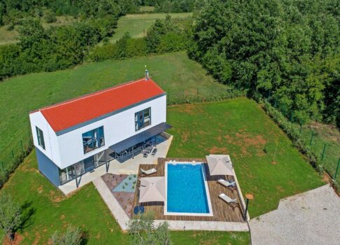 ISZTRIA, BARBAN – Három vonzó ingatlan befektetésre