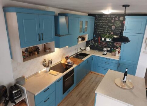 NOVI VINODOLSKI - két kétszobás apartman, 400 m-re a tengertől