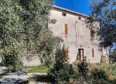 ISZTRIA, LIŽNJAN- Ház építési engedéllyel felújításra. Kilátás a tengerre és a Kvarnerre!