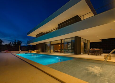 ISZTRIA, GROŽNJAN - Tervező új építésű villa teljes magánélettel, zöldövezet előtt