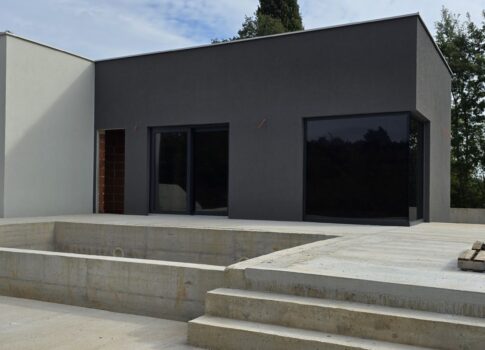 ISZTRIA, BARBAN - Ikerház villa medencével és maximális magánélettel