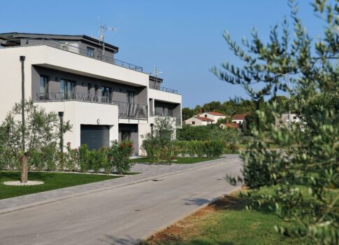 ISZTRIA, BANJOLE - Modern villa tengerre néző kilátással
