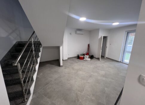 CRIKVENICA, JADRANOVO - Luxus ikervilla medencével!