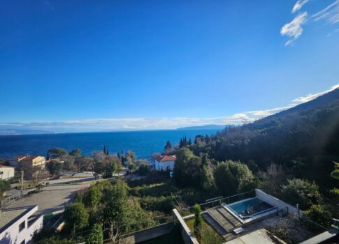 OPATIJA, LOVRAN - DB+3S apartman gyönyörű kilátással a tengerre + medence + környezet