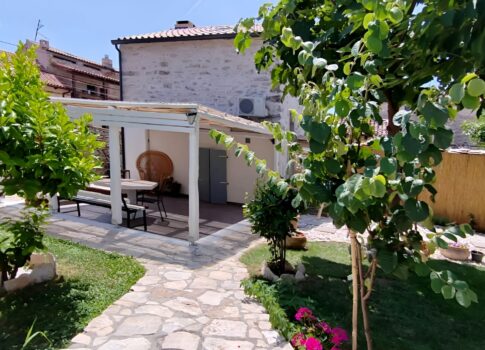 ISZTRIA, VODNJAN - Őshonos kőház