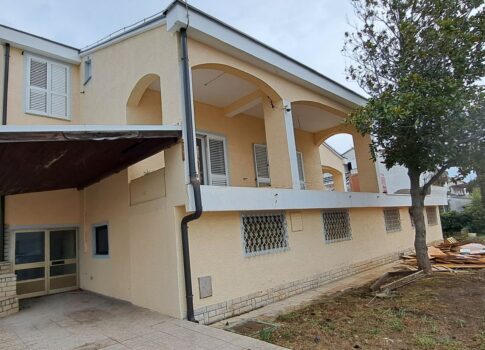 CRIKVENICA - 81,07 m2-es apartman, 450 méterre a tengertől