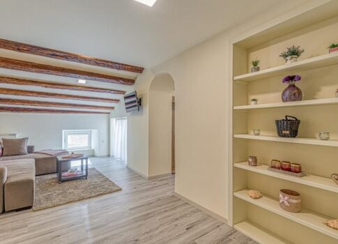 ISZTRIA, POREČ - Exkluzív lehetőség, apartman első sorban a tenger felé!