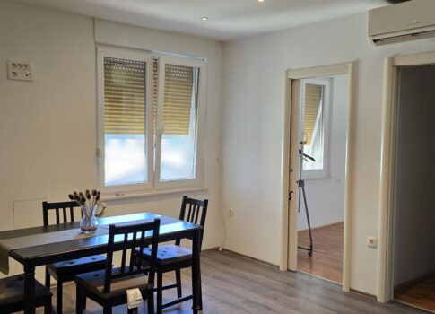 ISZTRIA, LABIN - Teljesen felújított két hálószobás lakás a központban