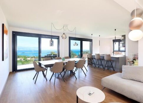 OPATIJA, IKA - luxus duplex apartman csendes helyen, két terasszal és panorámás kilátással a tengerre