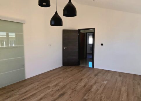 ISZTRIA, PULA, VALDEBEK - 2BR+1BA lakás egy új épületben, csendes helyen