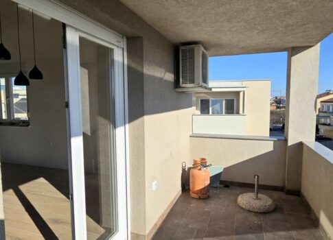 ISZTRIA, PULA, VALDEBEK - 2BR+1BA lakás egy új épületben, csendes helyen